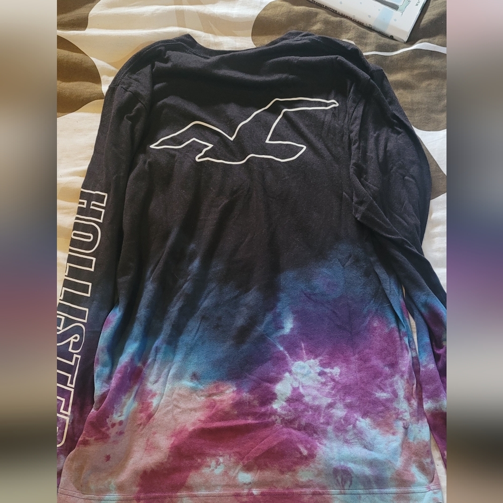 Mens Hollister size medium long sleeve shirt